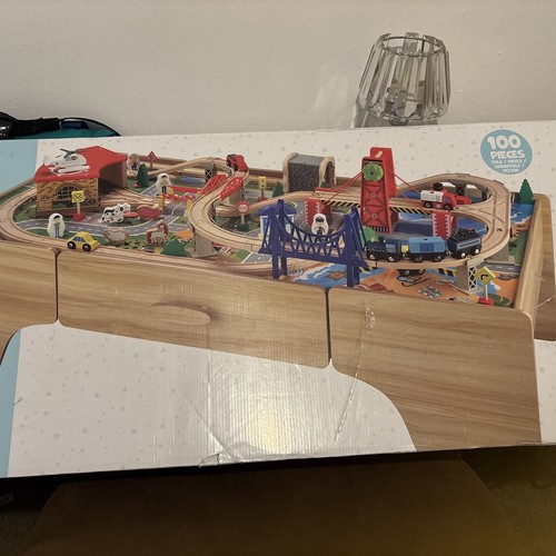 100 piece wooden train - , table