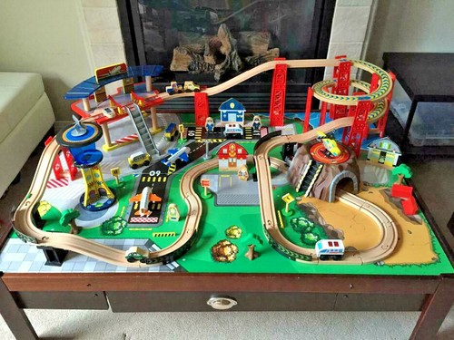 Kidkraft airport express train - kidkraft,