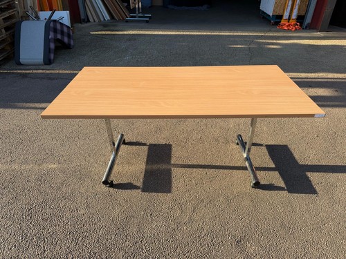 Flip top office table training - top,